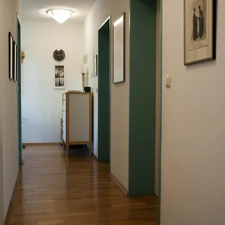 Henniger Semesterbostad